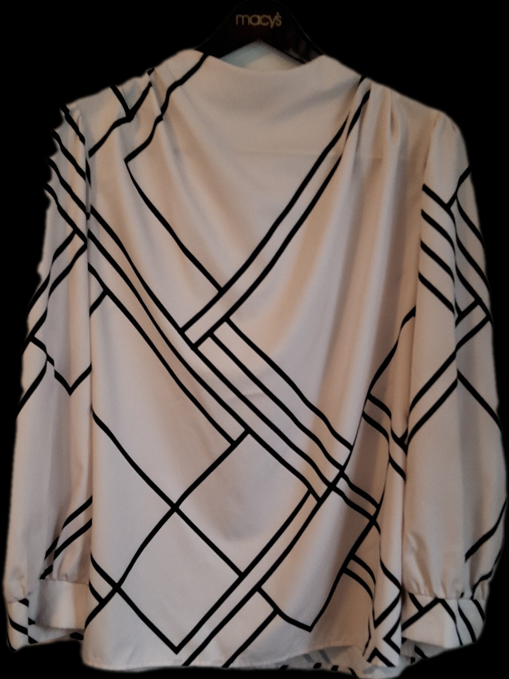 SHEIN White Blouse with Black Geometric Lines